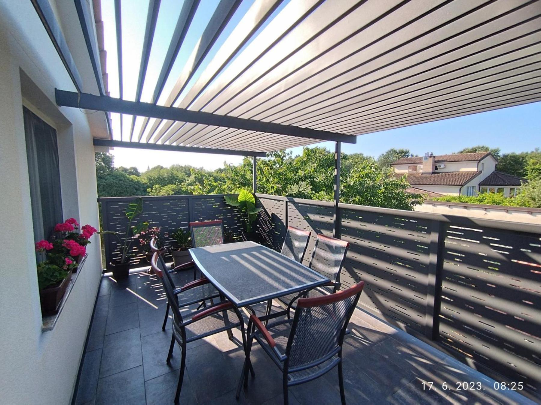 Apartment Zelena Oaza Sisan 75 M2 - 2 Bedrooms エクステリア 写真